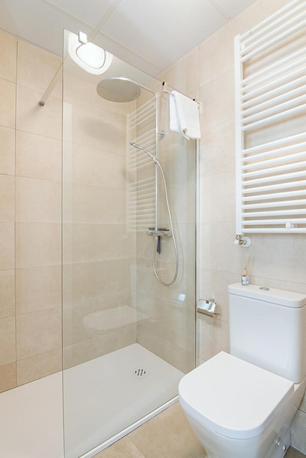 Casa Rosana Apartamento De Diseno Con Terraza Sallent De Gallego Ngoại thất bức ảnh